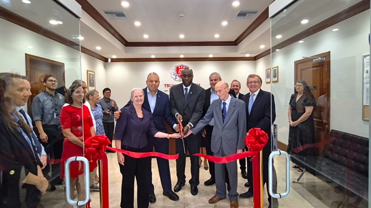 Truman Bodden Law School Commemorates Official Opening of New Facility with Ribbon-Cutting Ceremony